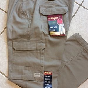 Sale!! Men’s cargo pants.